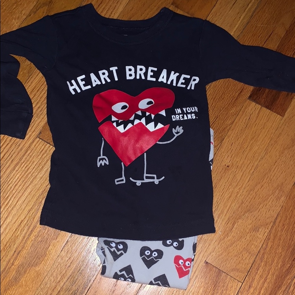 Baby gap heartbreaker pajamas
